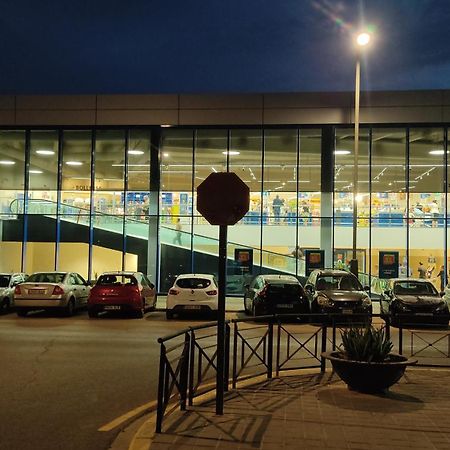 Alojamiento Junto Aeropuerto Valencia A Manises Kültér fotó